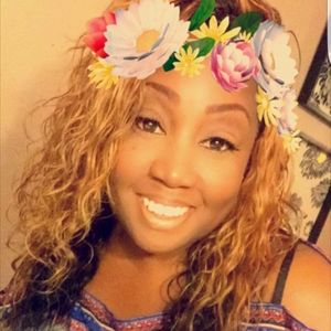 Meet your Posher, Tonya